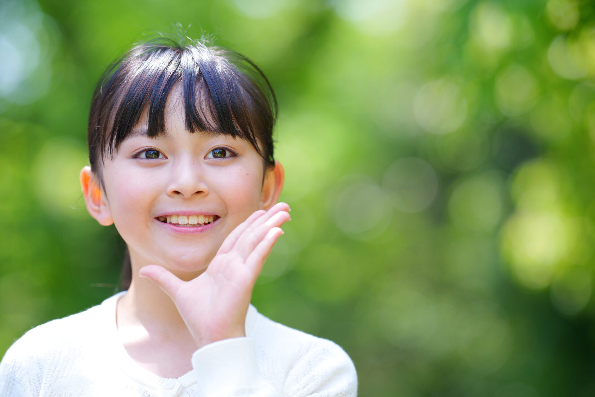 歯並びが整っている女の子のイメージ画像